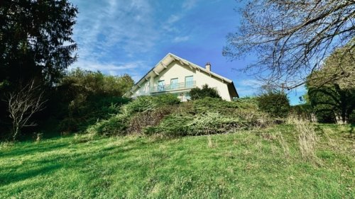 Pirey &#8211; Maison familiale de 180m² avec jardin arboré