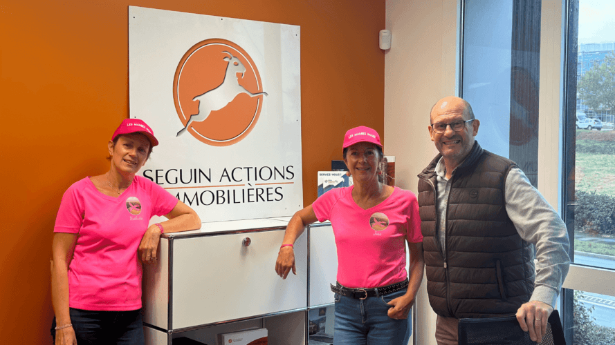 Associatif : Le Gérant de Seguin Actions Immobilières au côtés des représentantes des Mamies Roses soutient pour la ligue contre le cancer Octobre Rose 2023